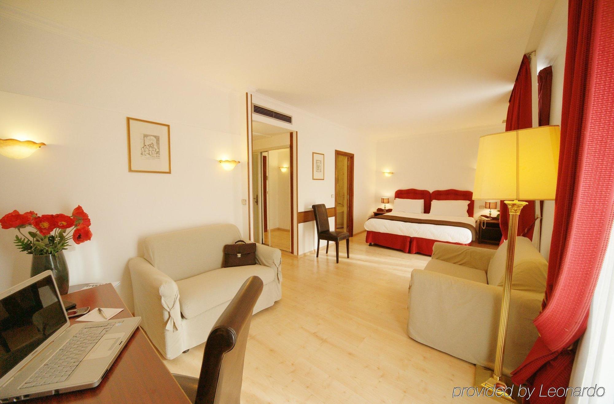 Hotel Ambassador-Monaco Zimmer foto